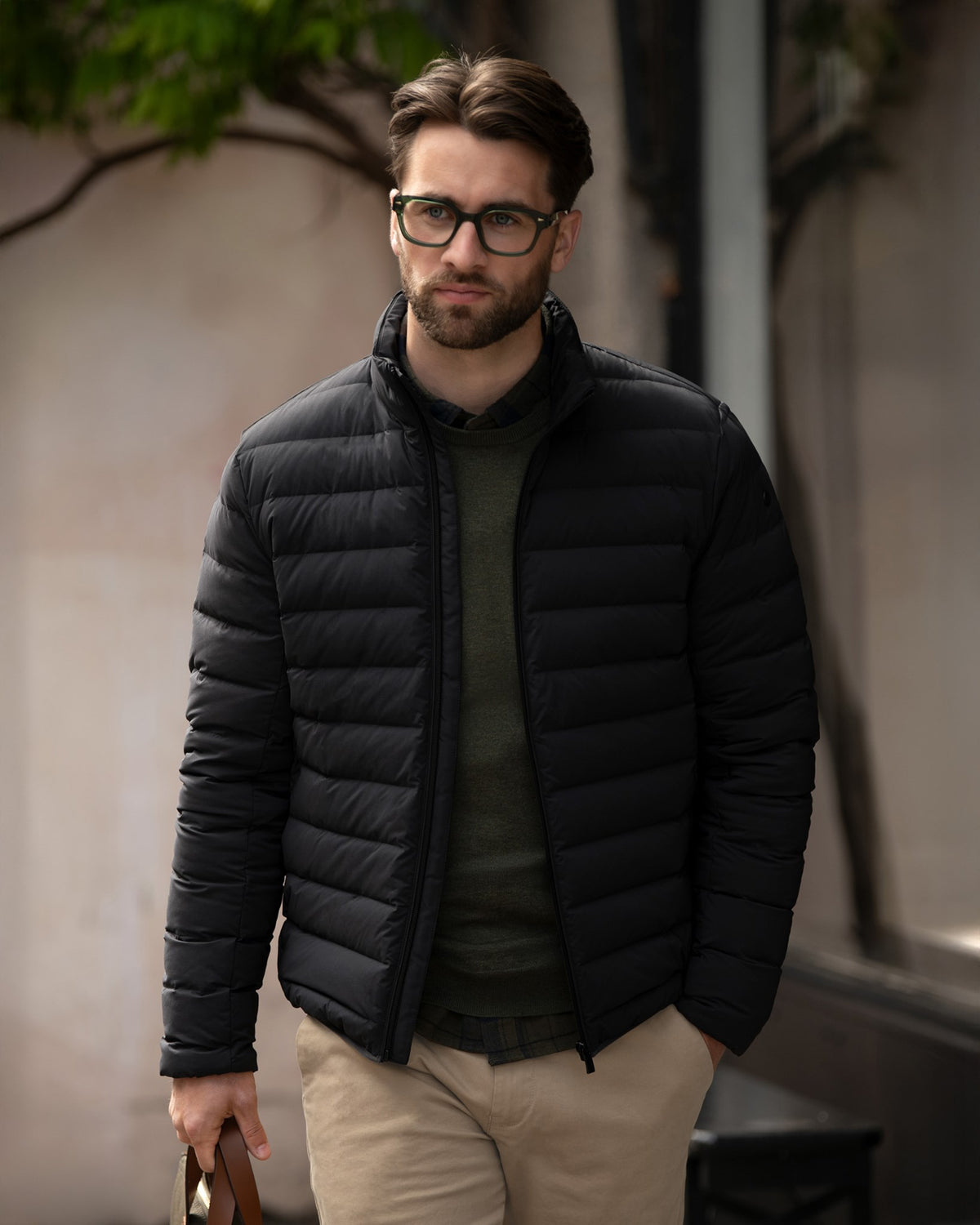 Avalon Men Sort AW25 Modelimage