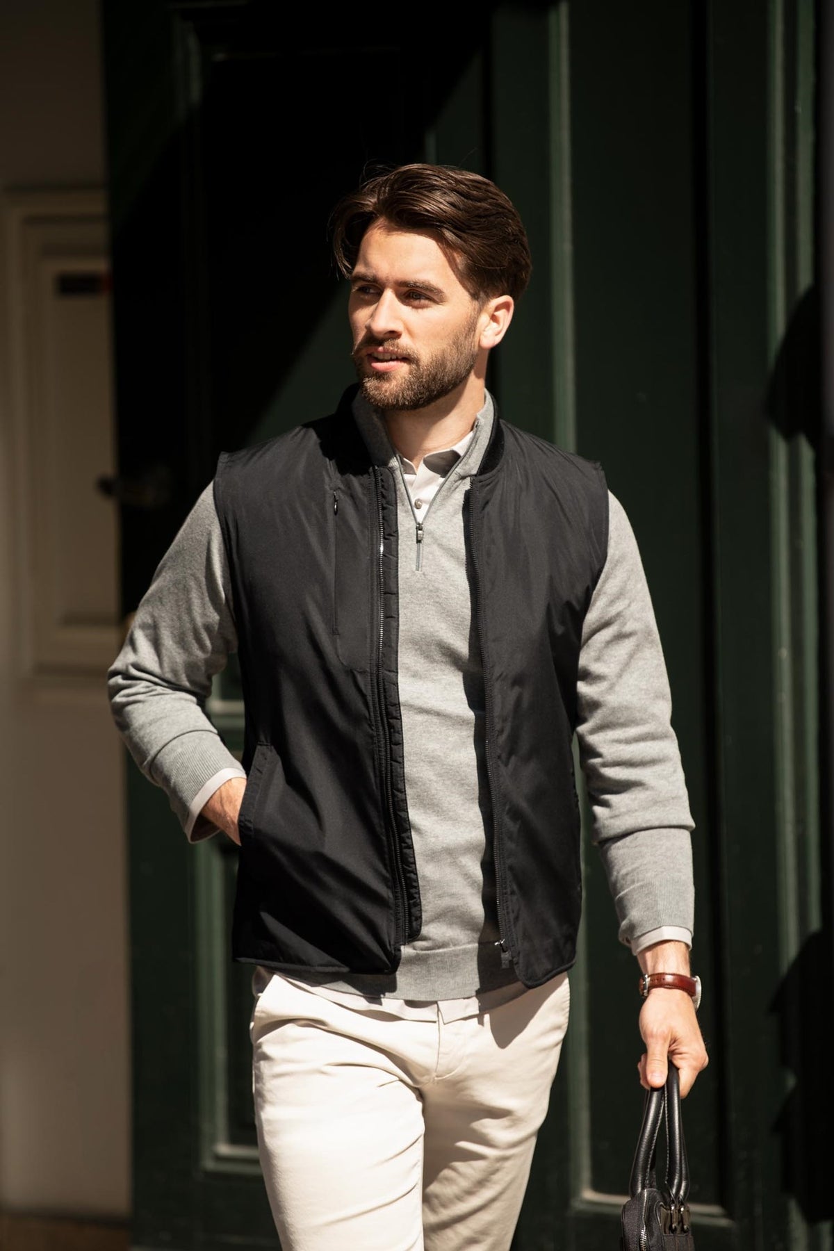 Maine Men Black AW25 Modelimage