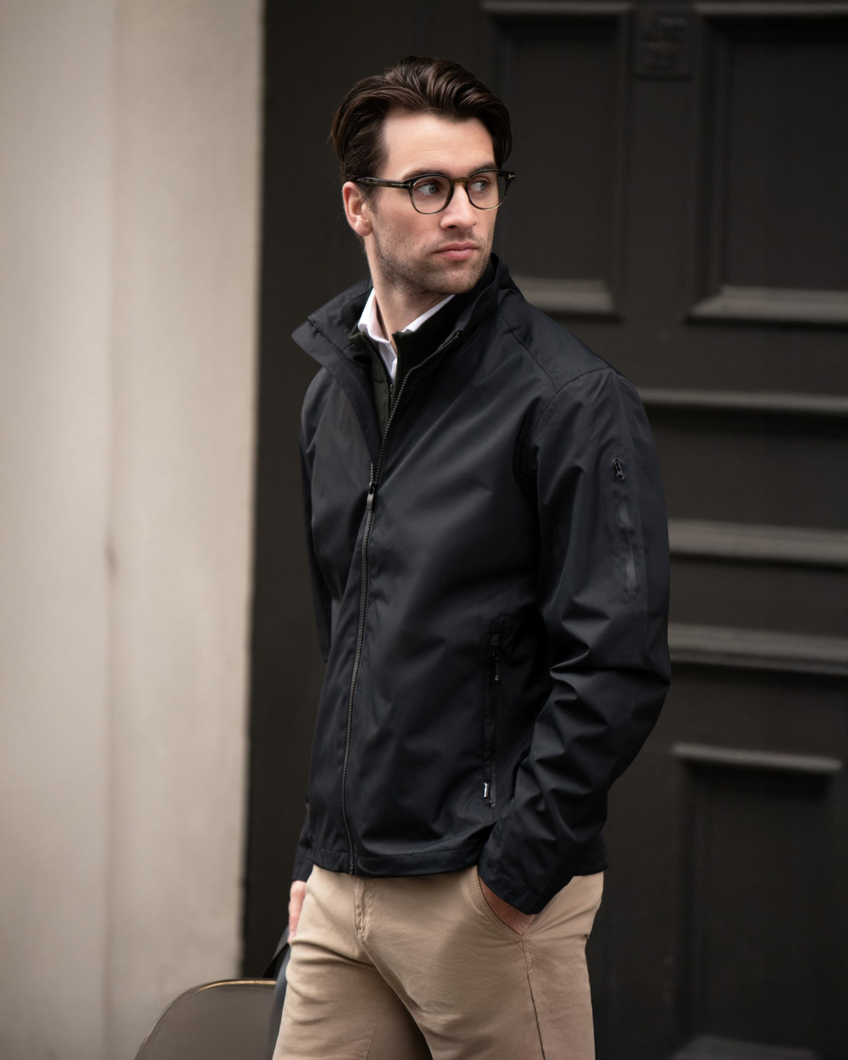 Redmond Men Black SS24 Modelimage