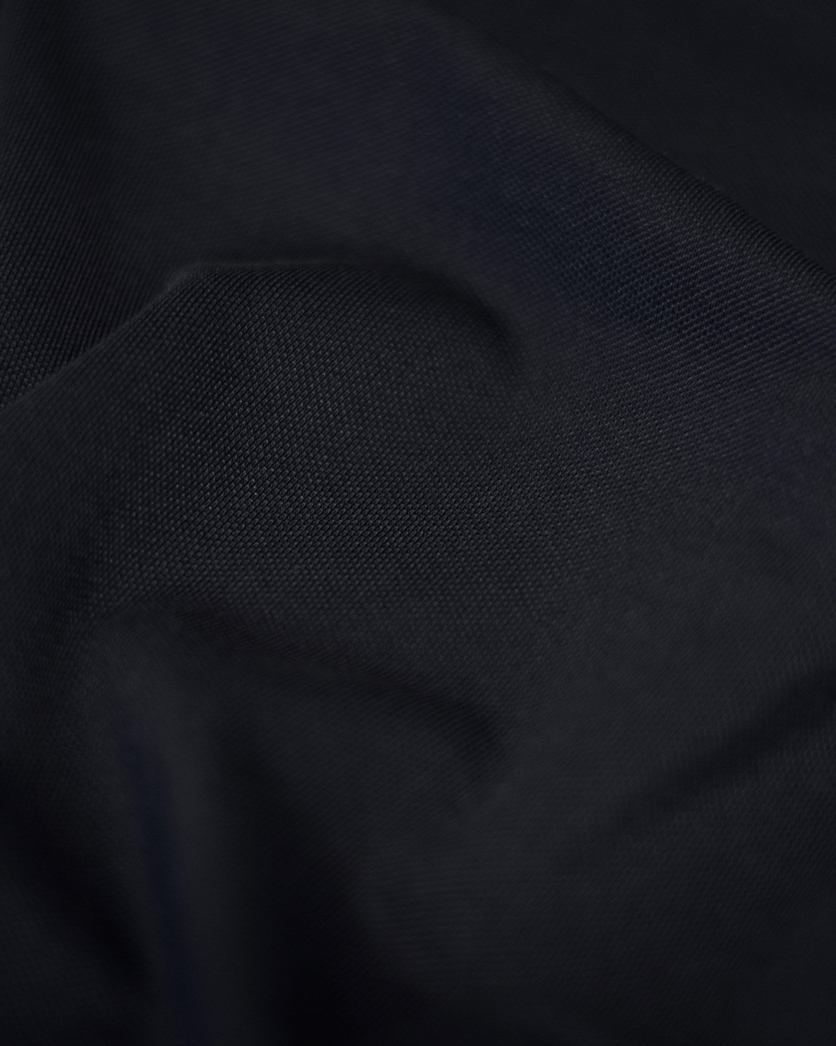 Altavista Men Women Dark Navy Closeup 2