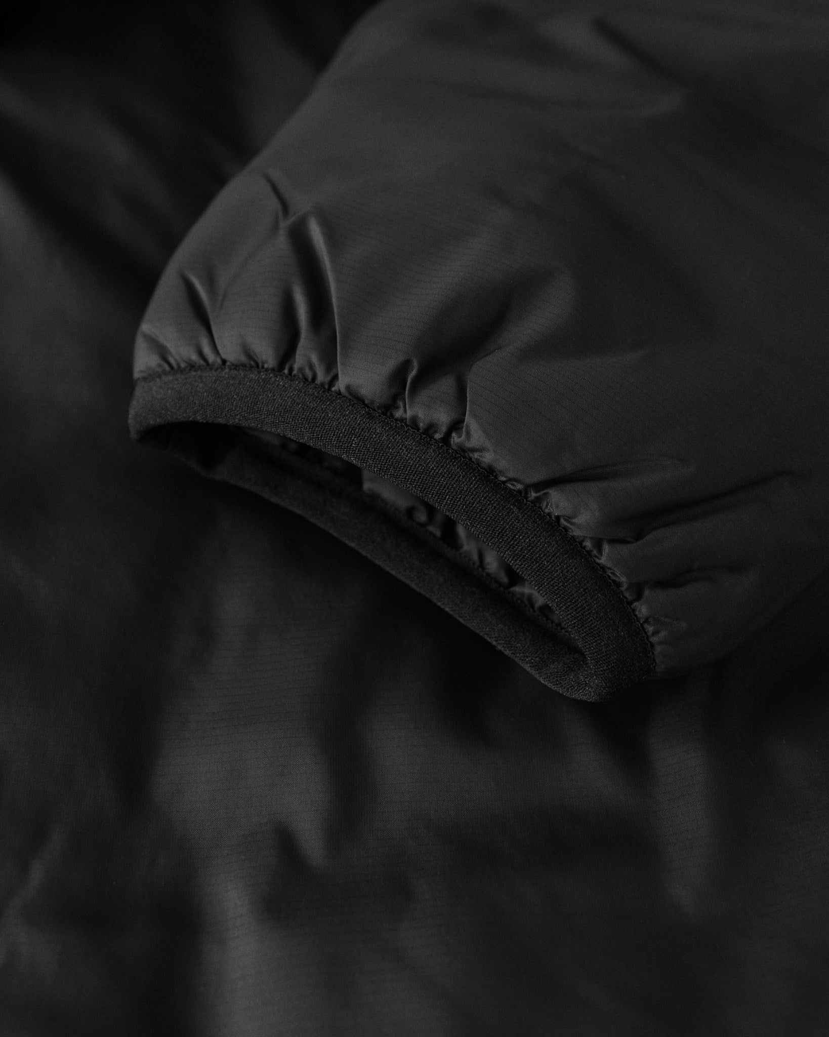 Aspen Women Black Closeup 2