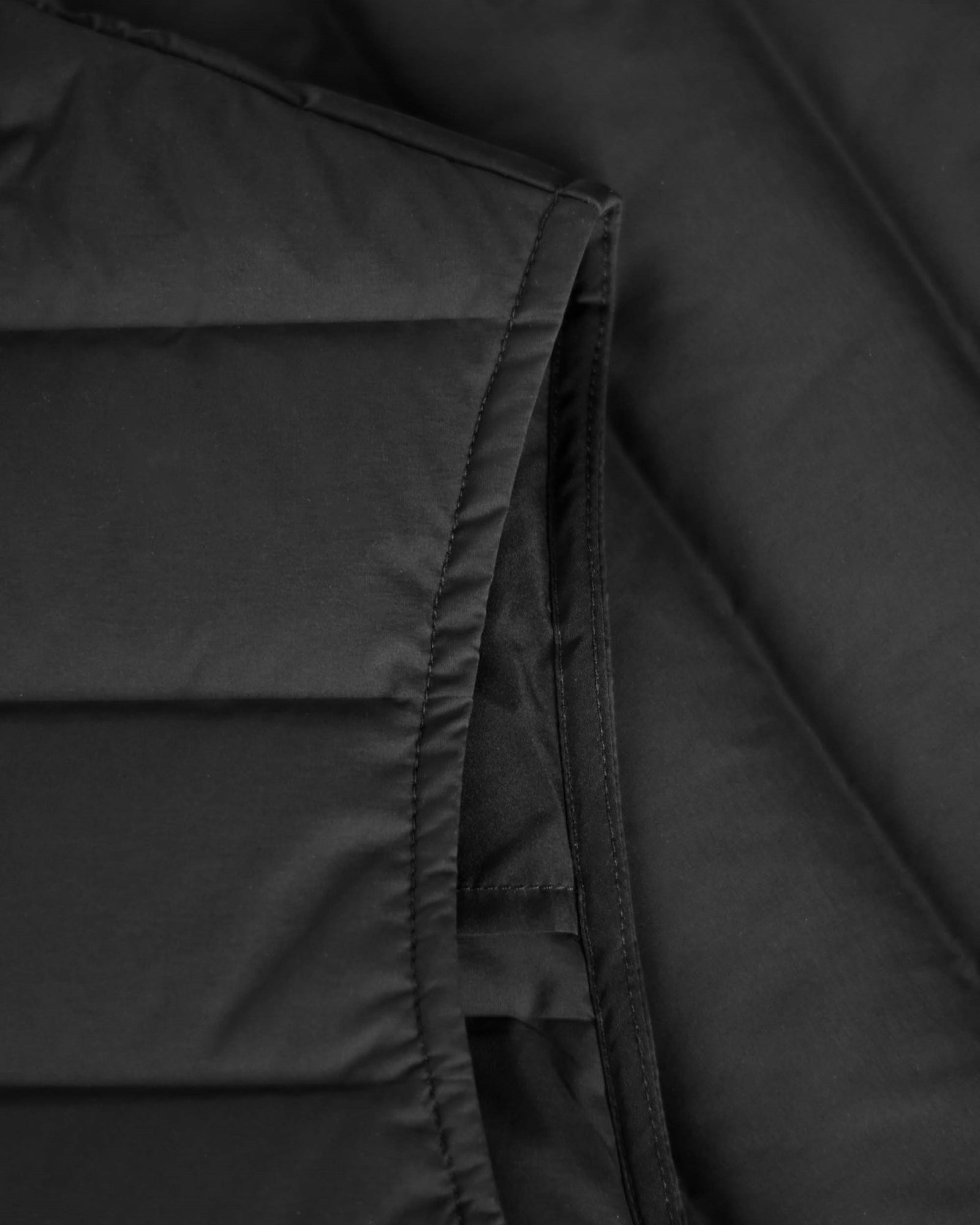 Avalon Vest Women Black Back