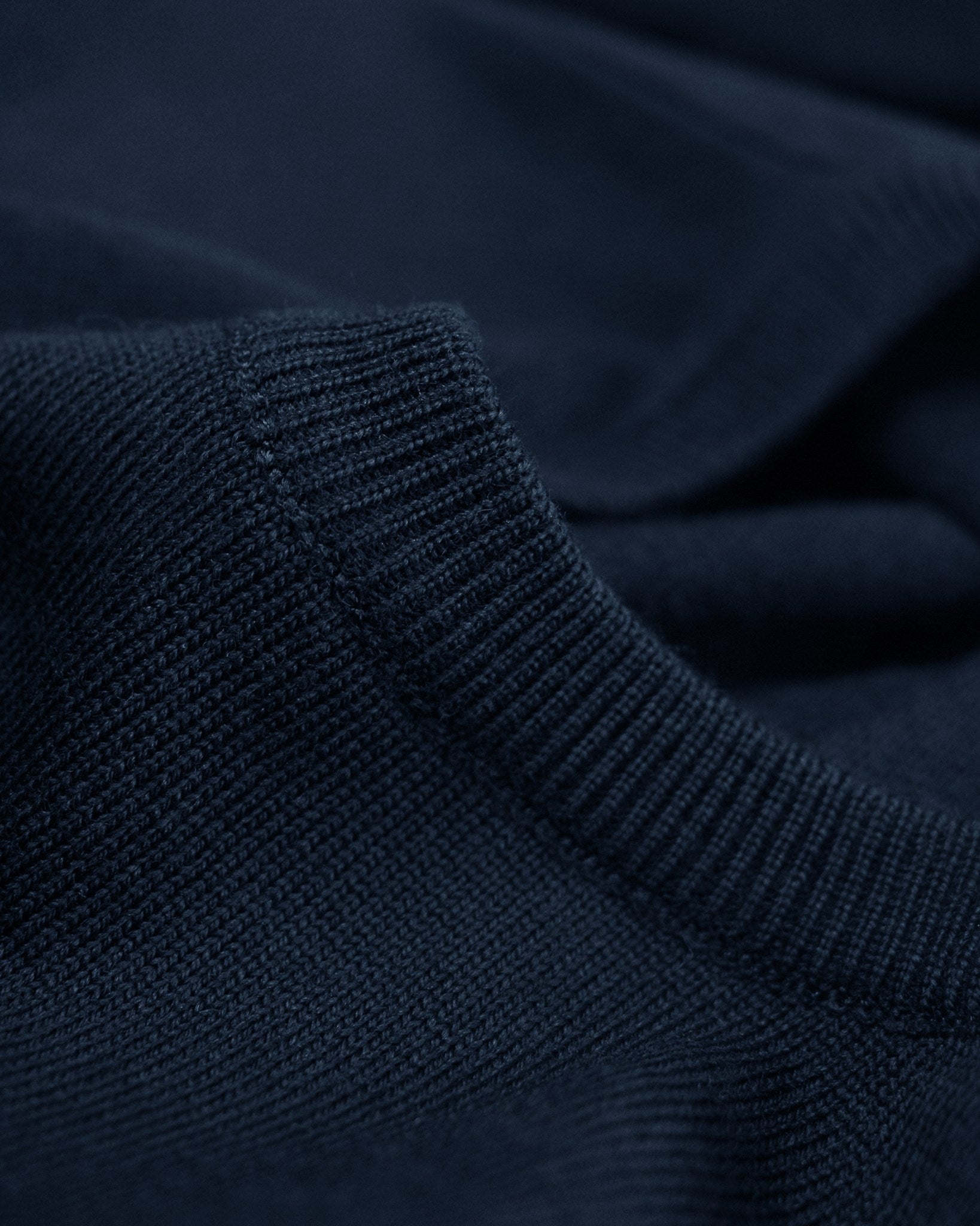 Beaufort Women Navy Closeup 3