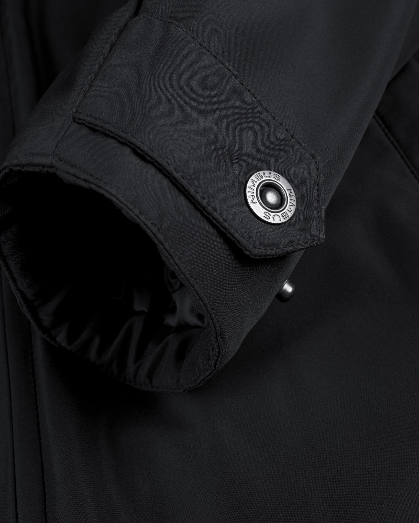 Bellington Men Black Closeup 3