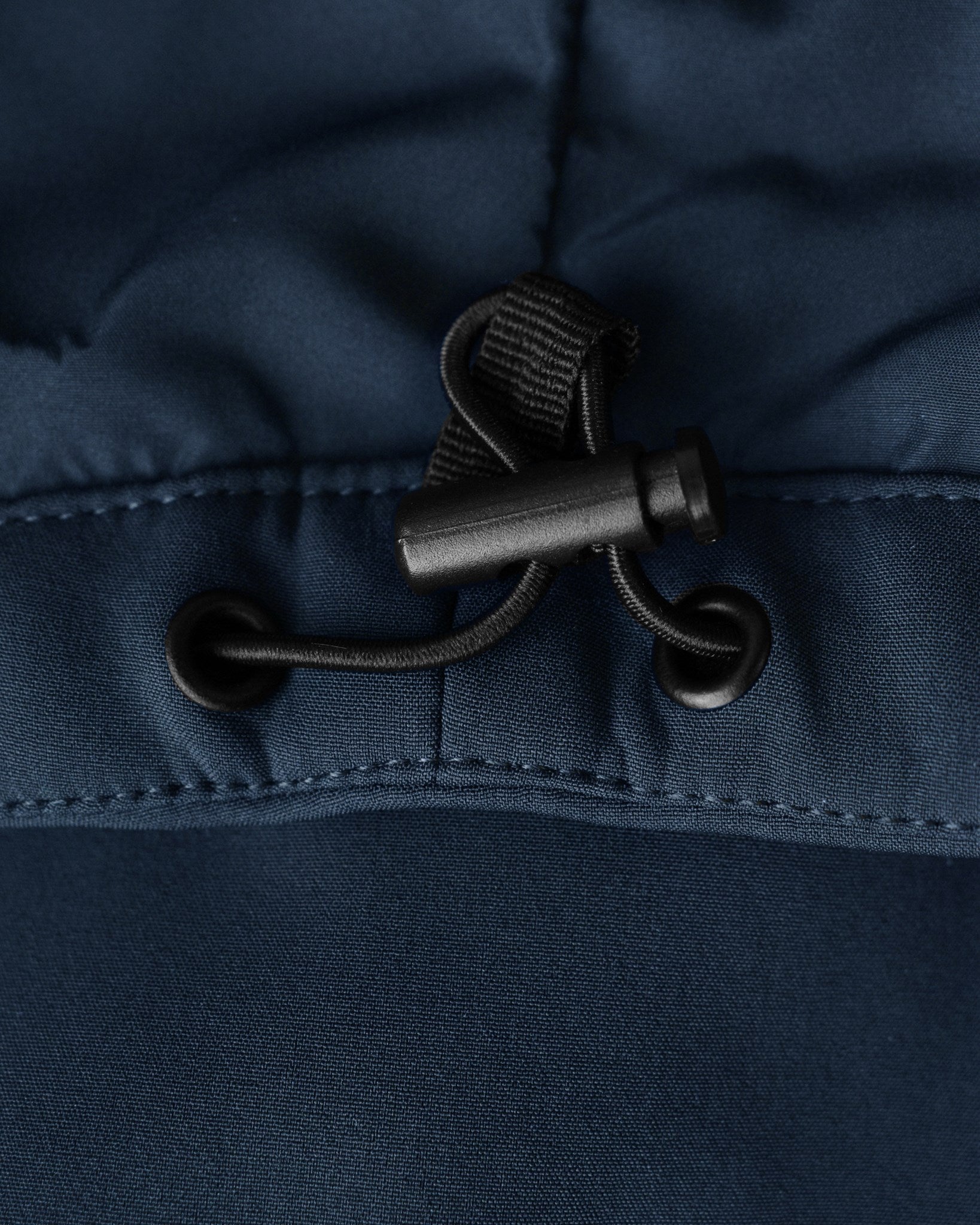 Bloomsdale Men Navy Closeup 3