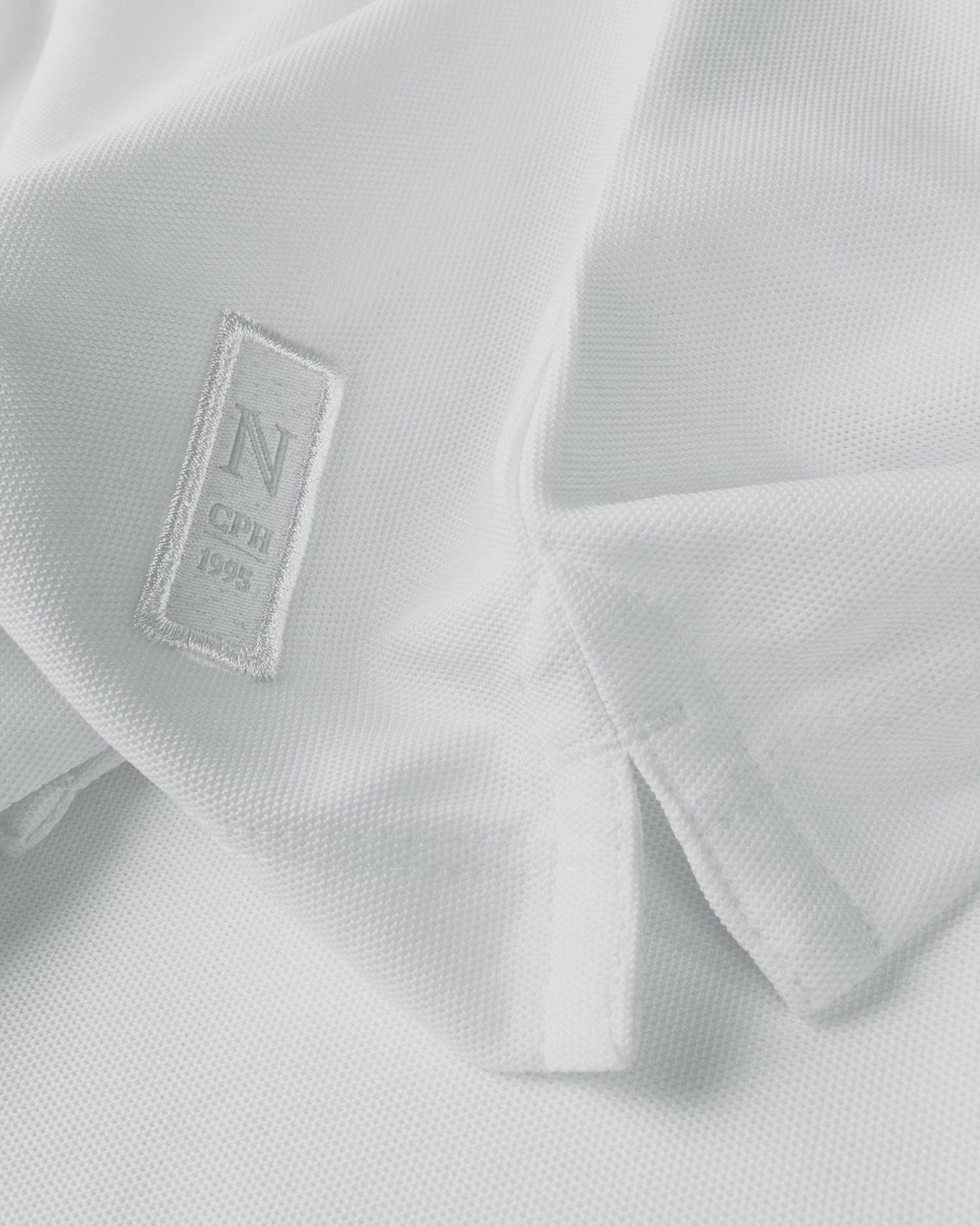 Clearwater Women Ice Grey Closeup 2