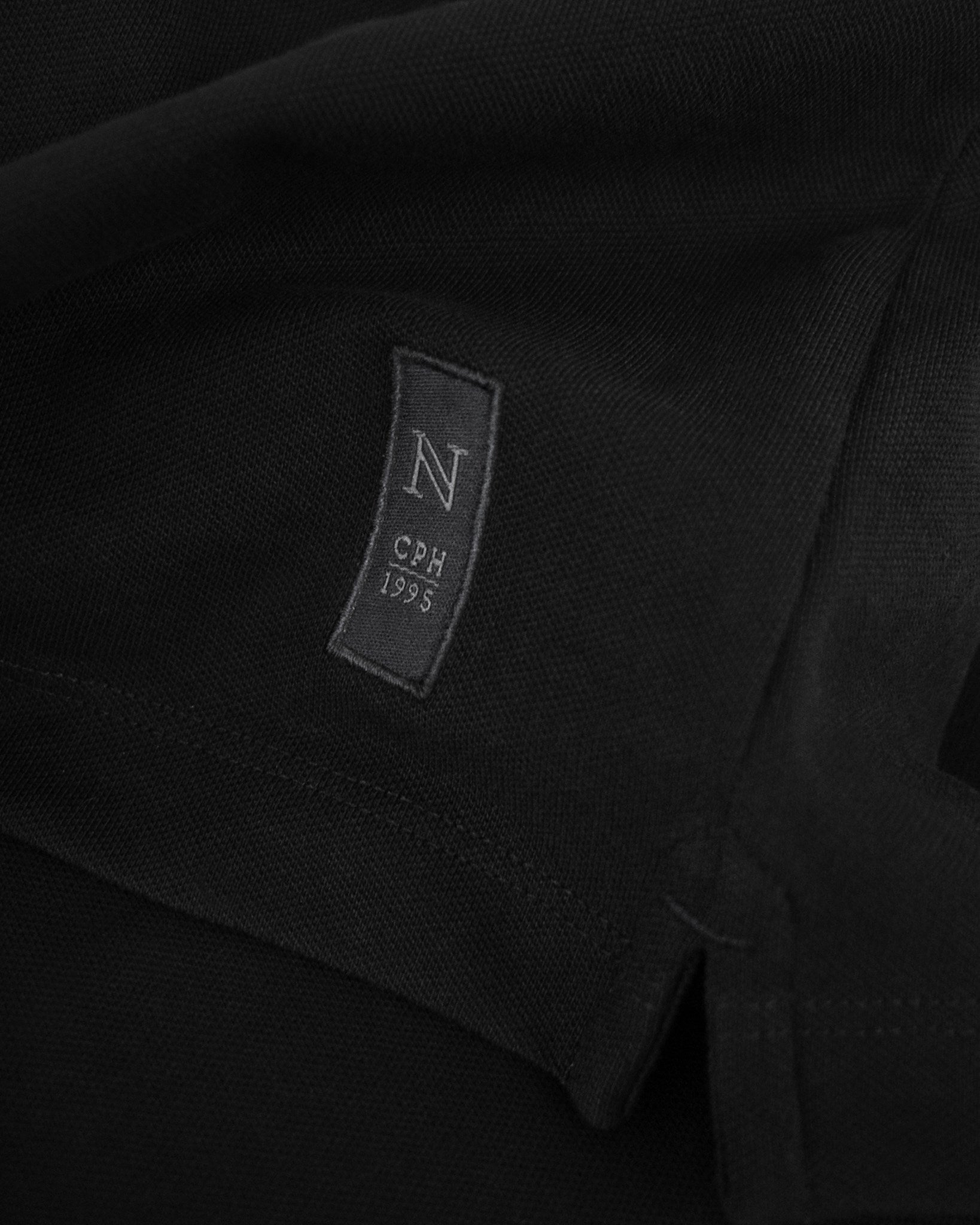 Harvard Classic Women Black Closeup 3