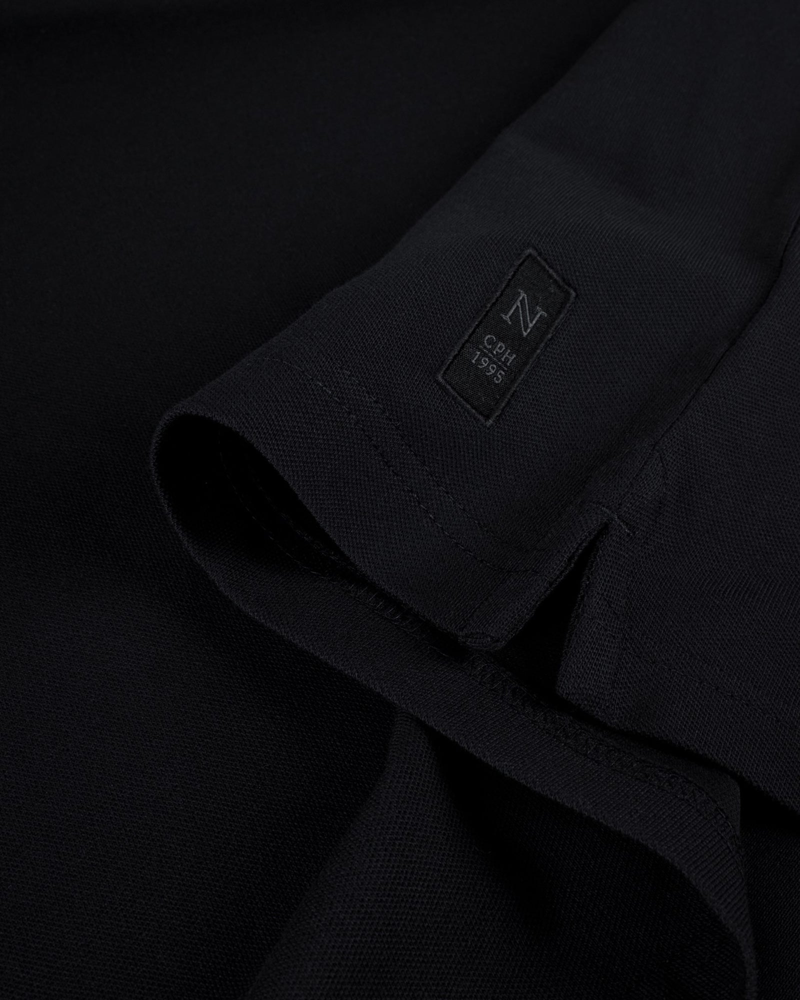 Harvard V Neck Men Black Back