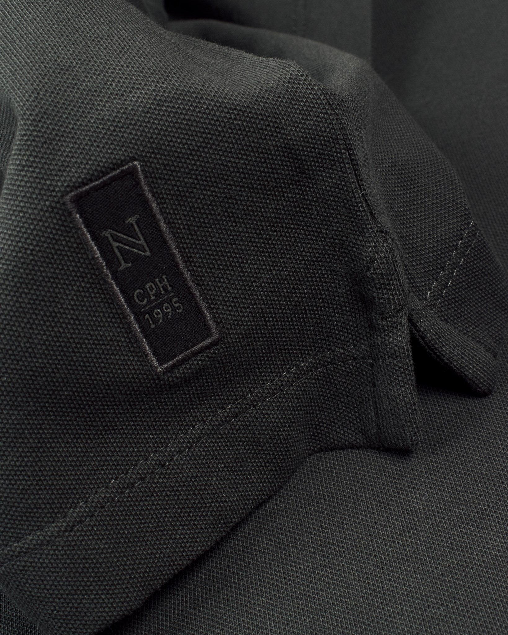 Harvard V Neck Women Charcoal Closeup 2