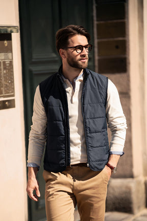 Hudson Men Navy AW25 Modelimage
