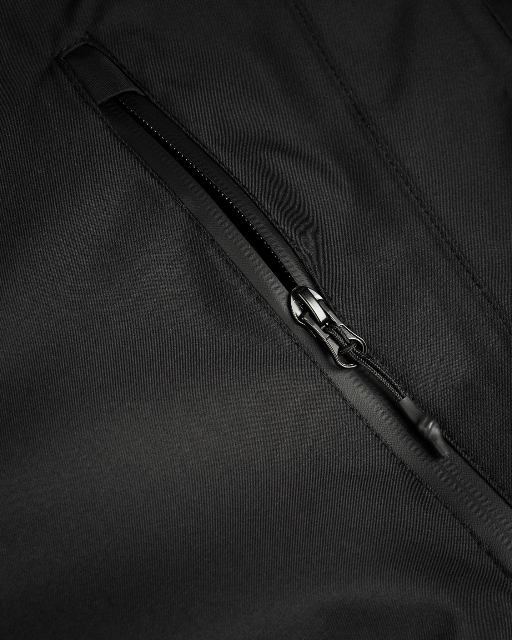 Mapleton Men Black Closeup 6