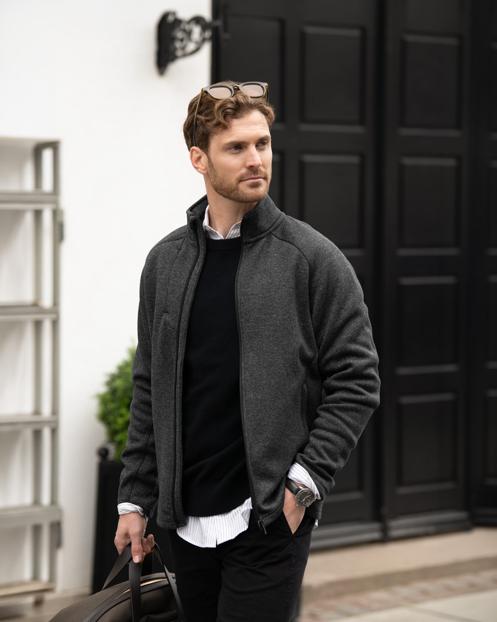 Montana Men Dark Grey Melange SS25 Modelimage (1)