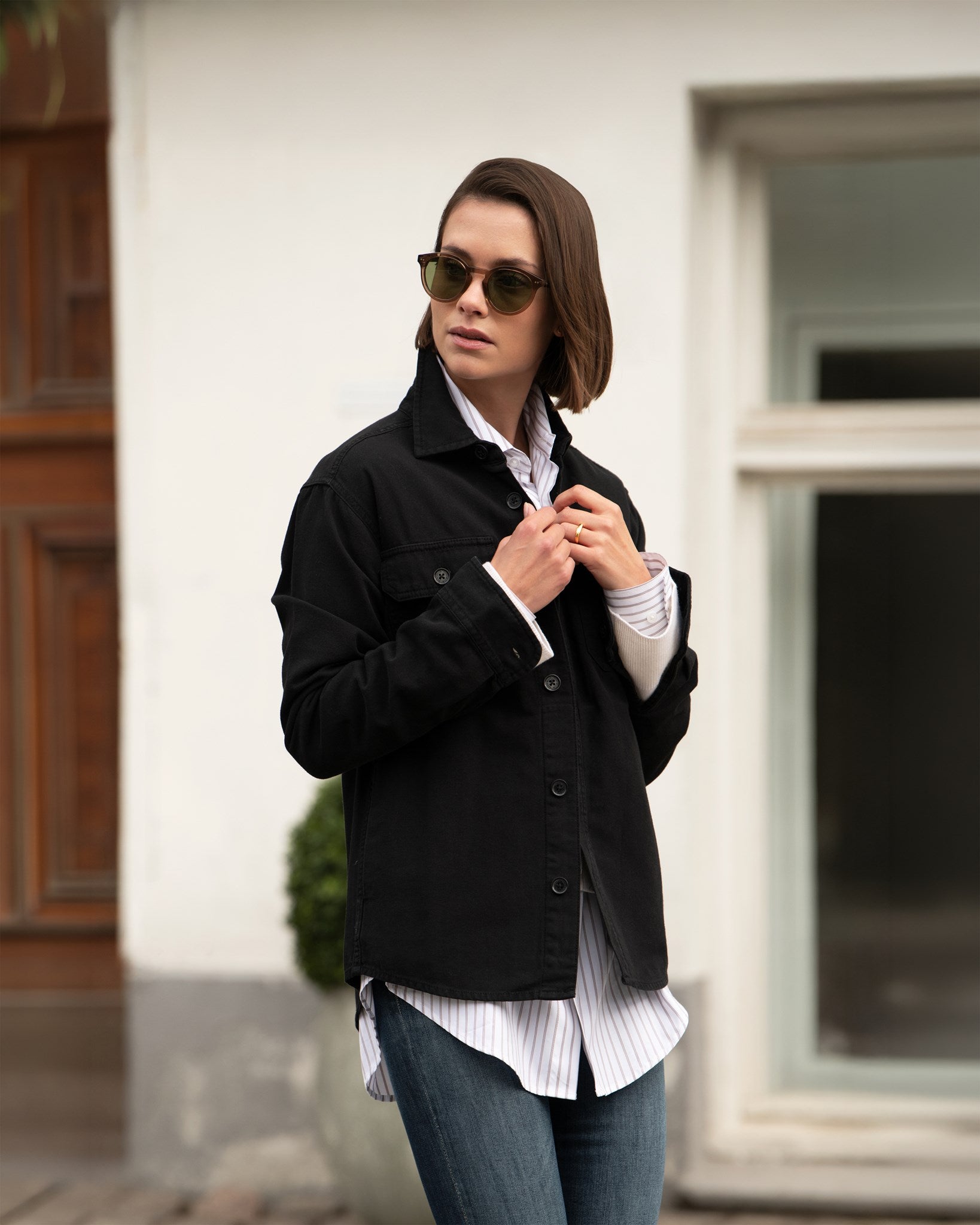 Napa Women Black AW25 Modelimage