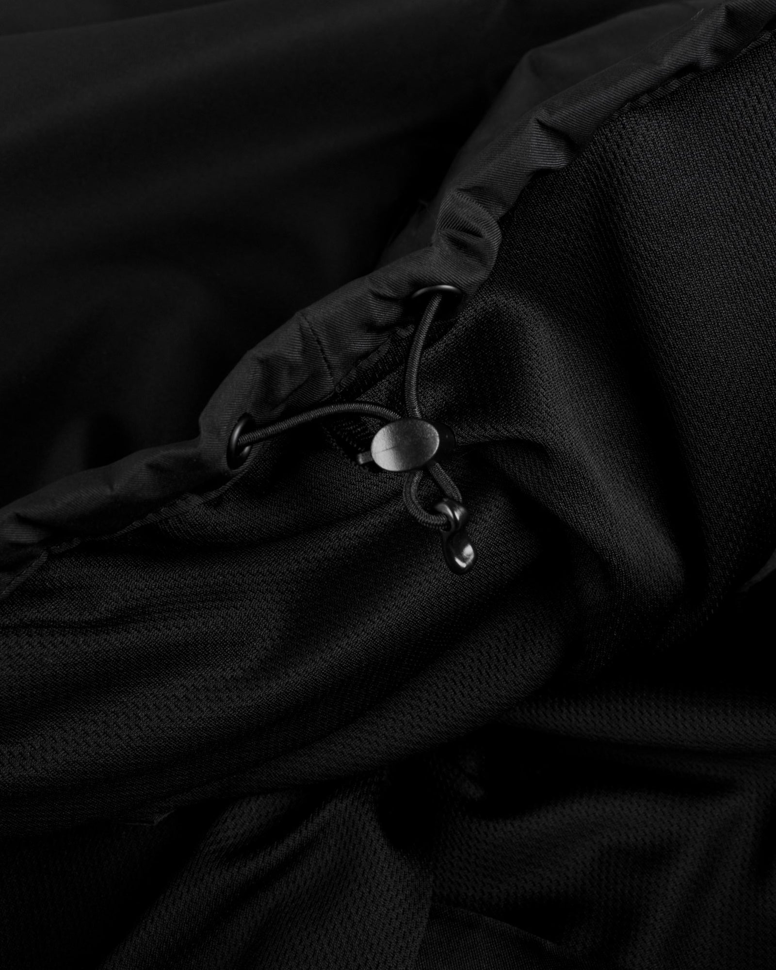 Redmond Men Black Back