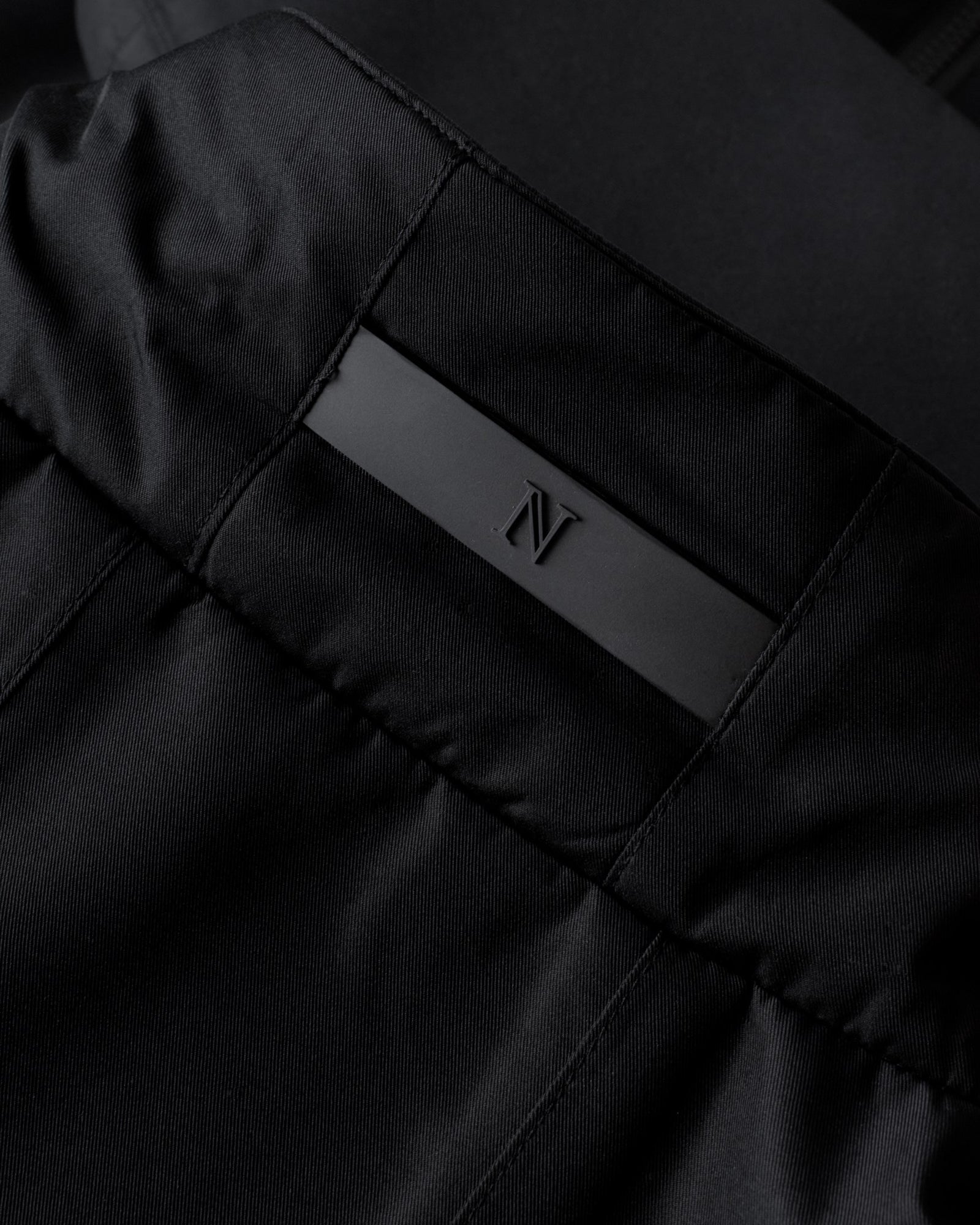 Redmond Men Black Back