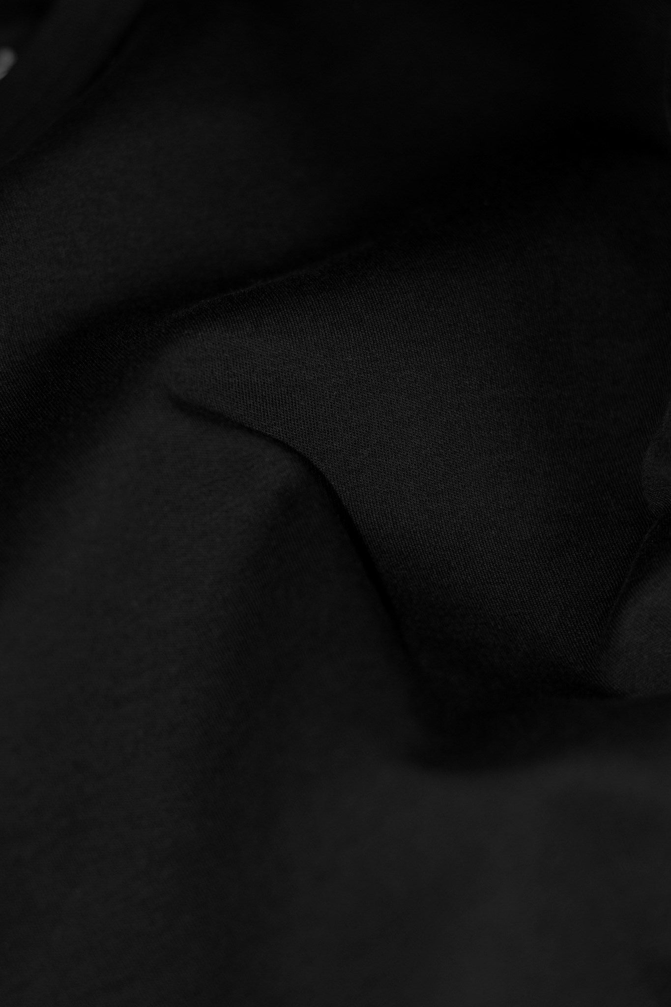 Santa Monica Men Women Black Closeup 4