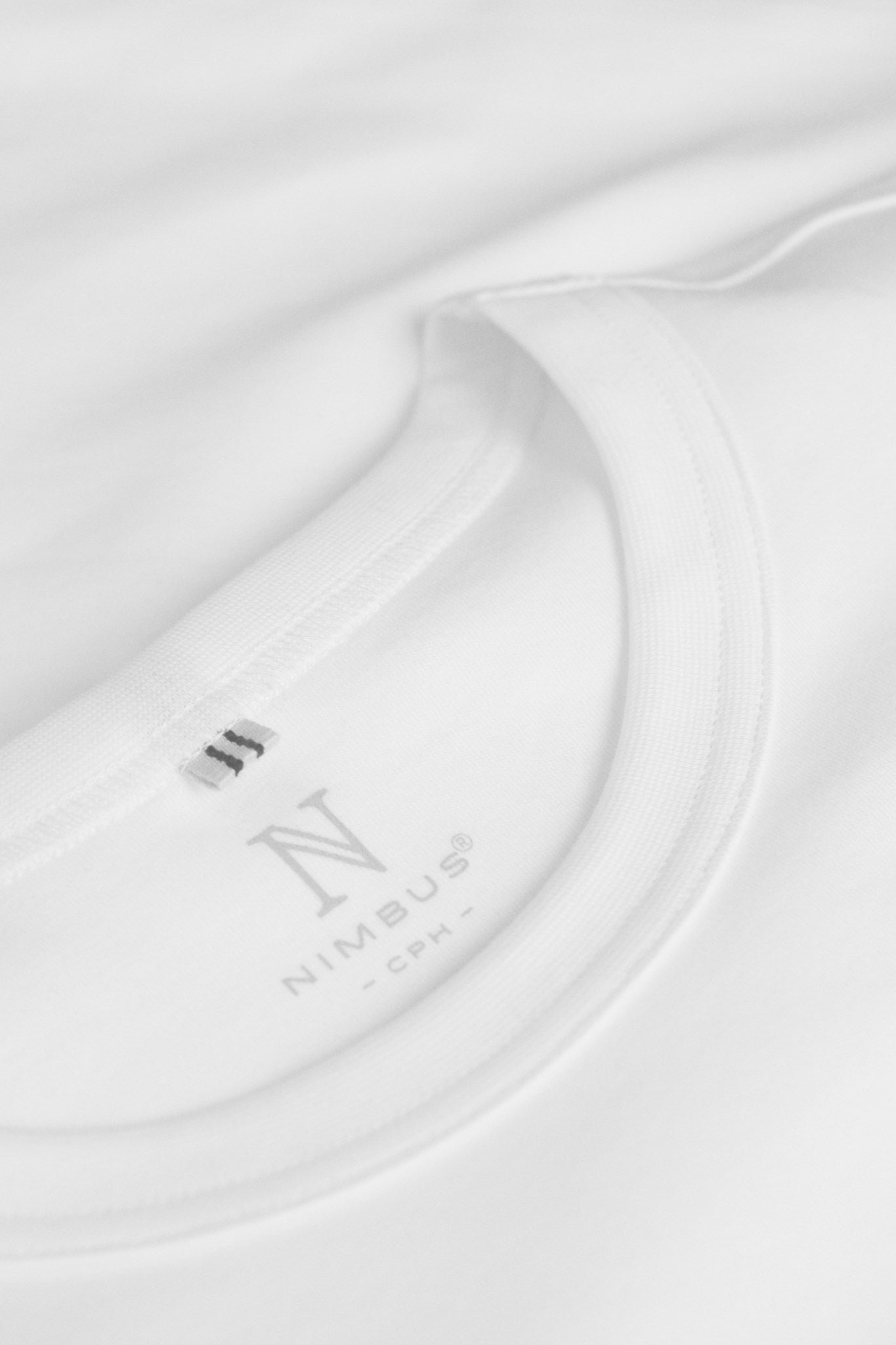 Santa Monica Men Women White Closeup 2