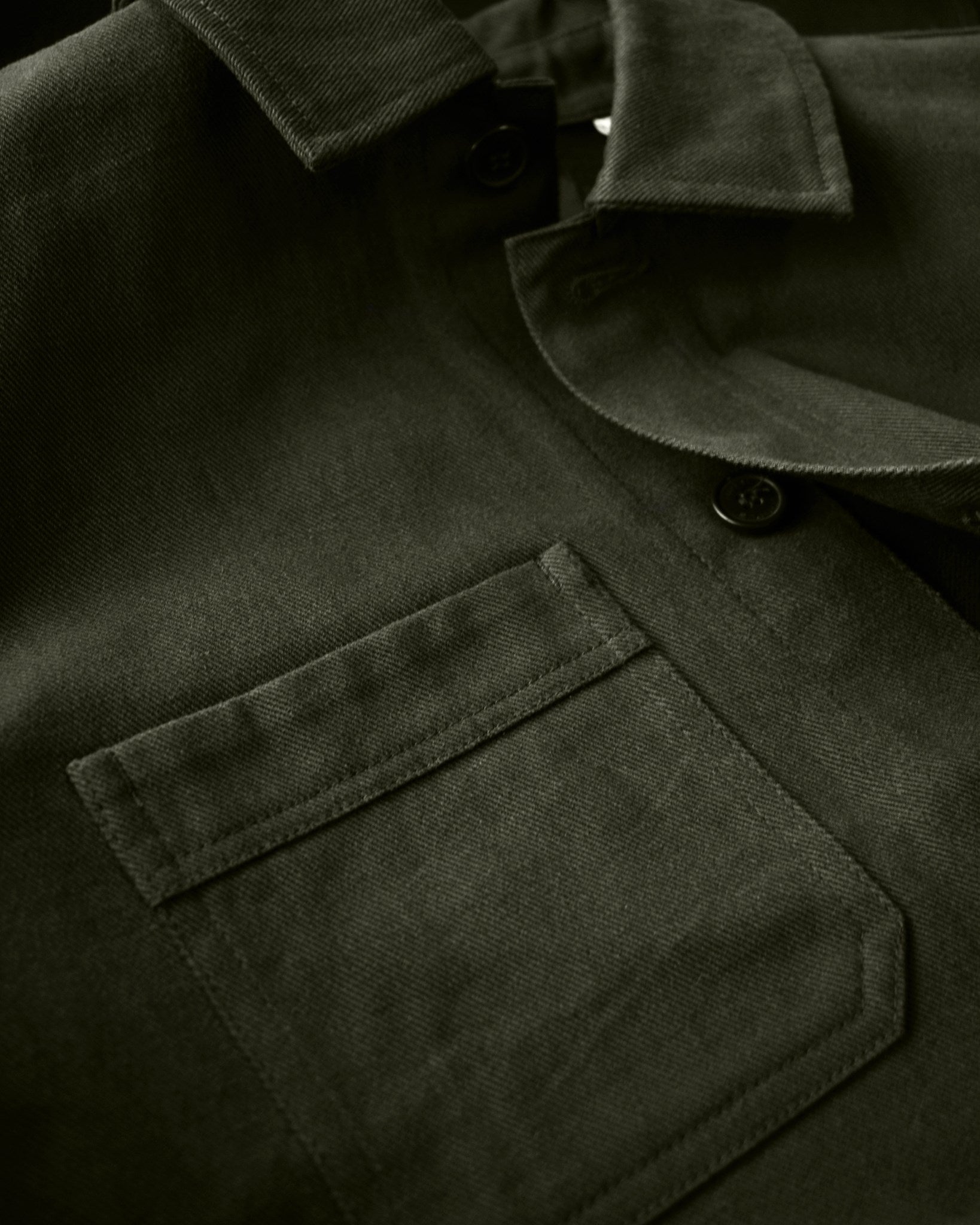 Sonoma Unisex Olive Closeup 3