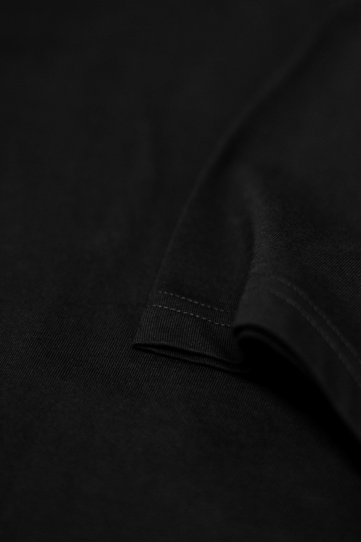 Venice Men Women Black Closeup 3