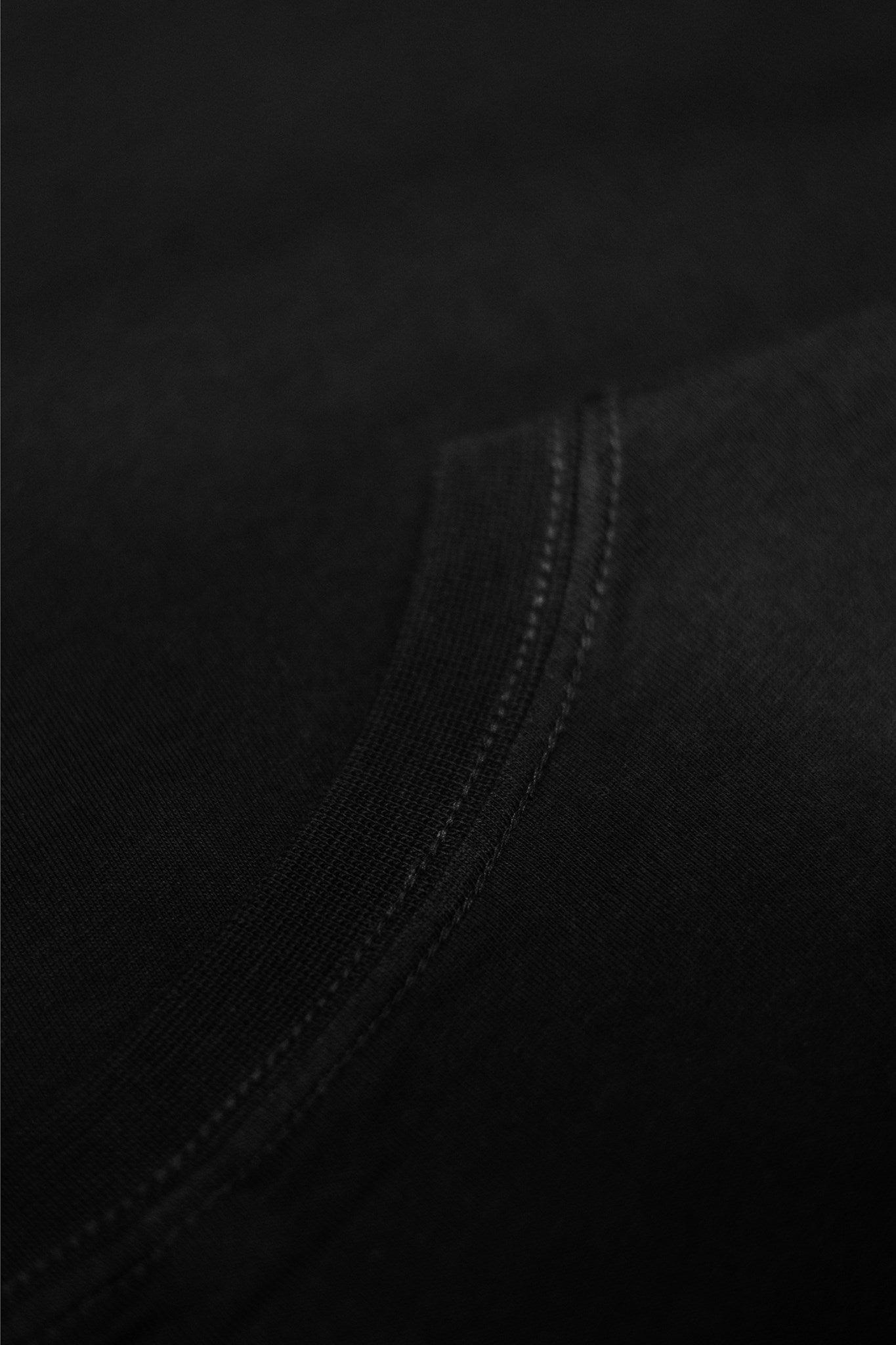 Venice Men Women Black Closeup 5