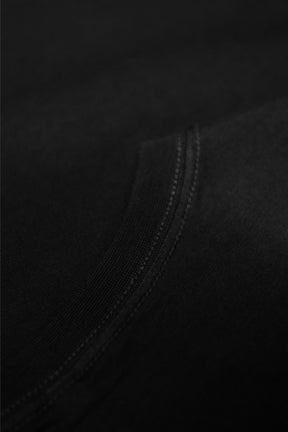 Venice Men Women Black Closeup 5