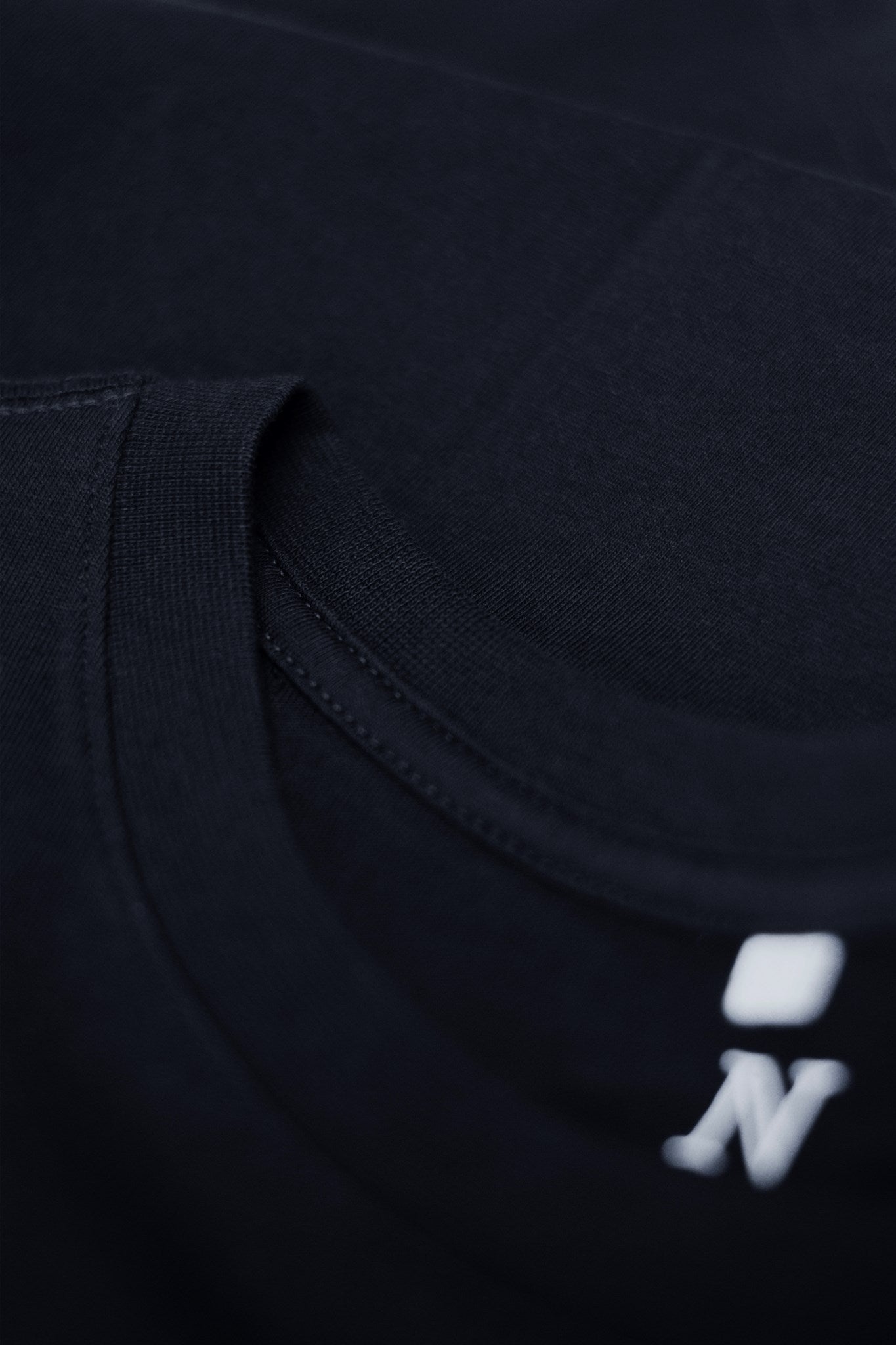 Venice Men Women Dark Navy Closeup 2