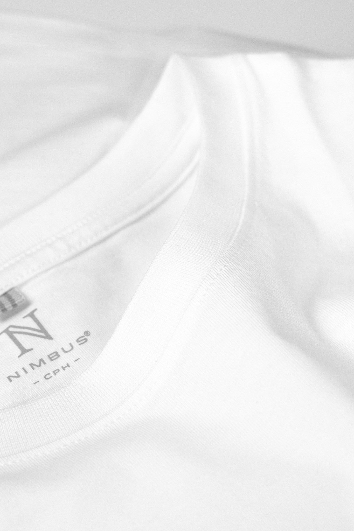 Venice Men Women White Closeup 1