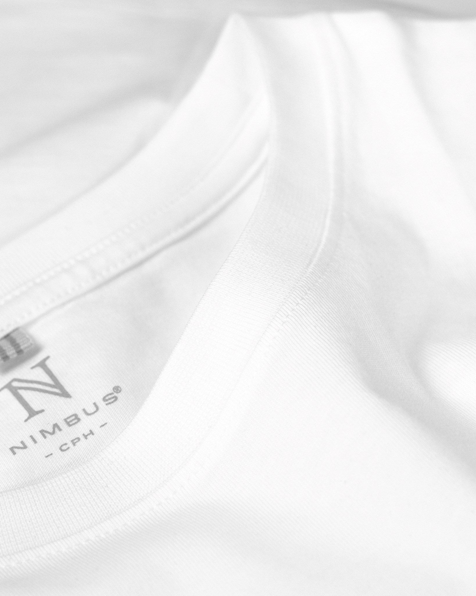 Venice Men Women White Closeup 1