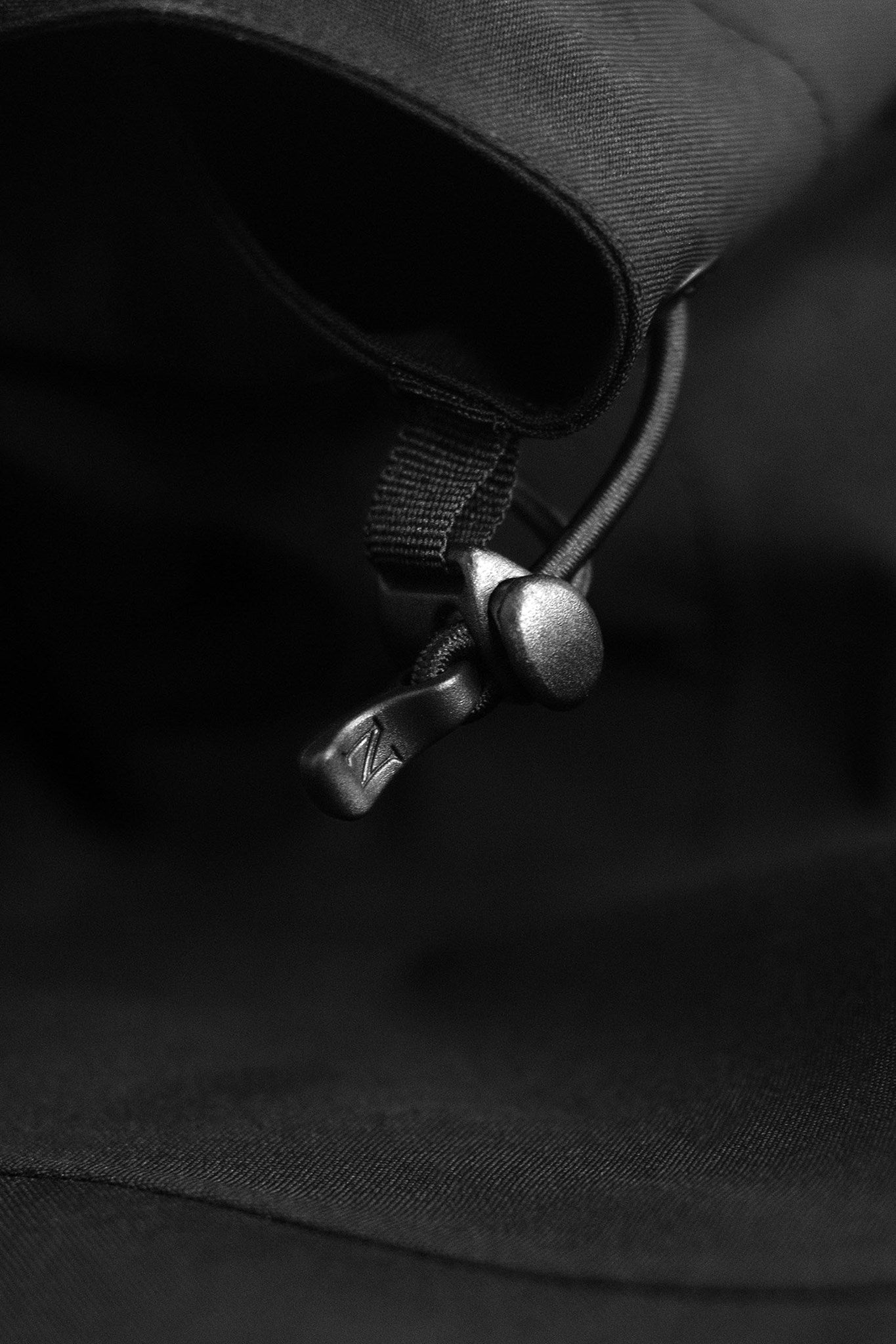 Yosemite Men Women Black Closeup 2