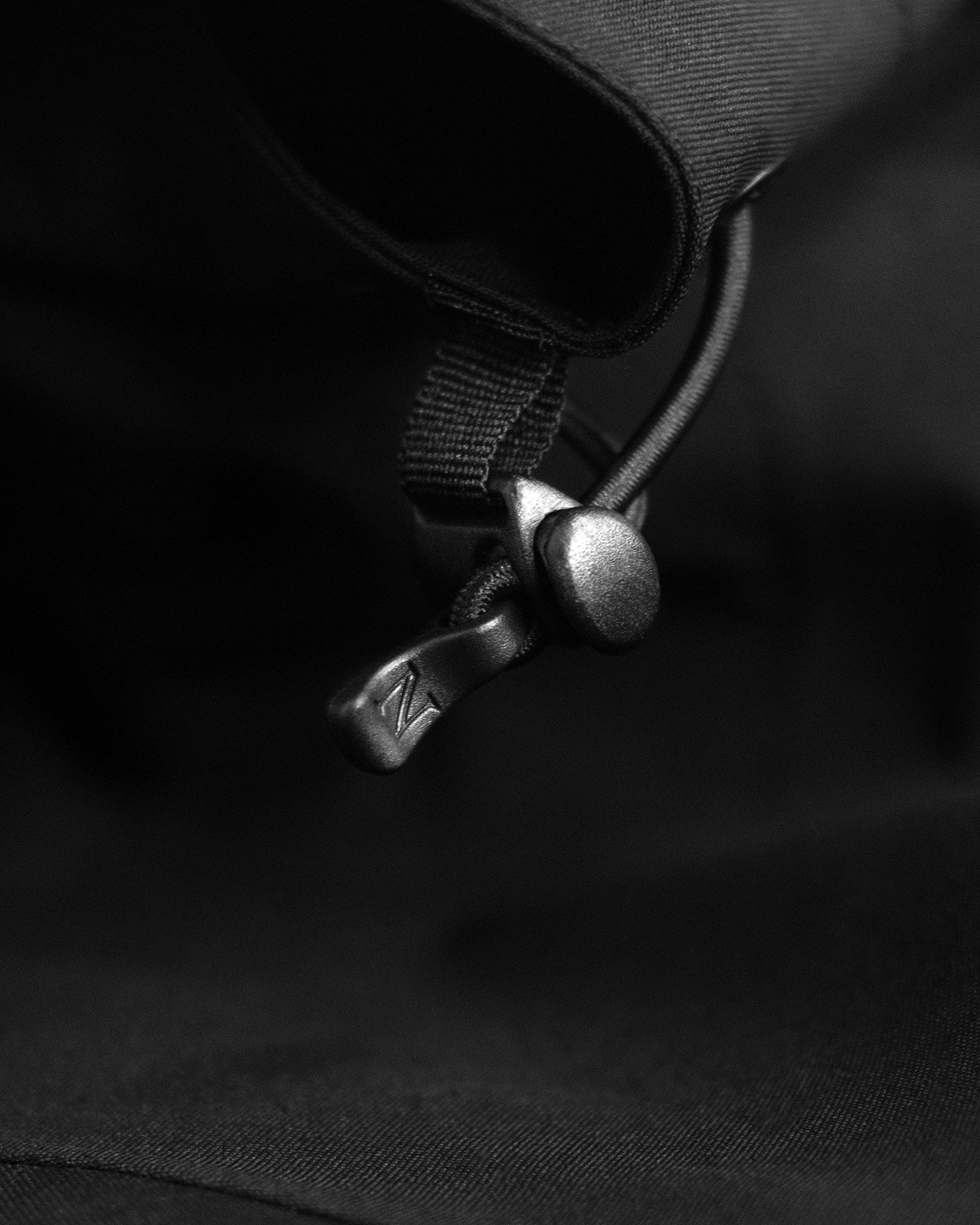 Yosemite Men Women Black Closeup 2